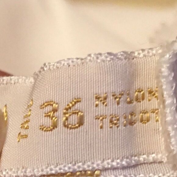 Vintage
Rogers Pleat Chiffon Lace Cutout Trim Full Slip Dress - Picture 15 of 15